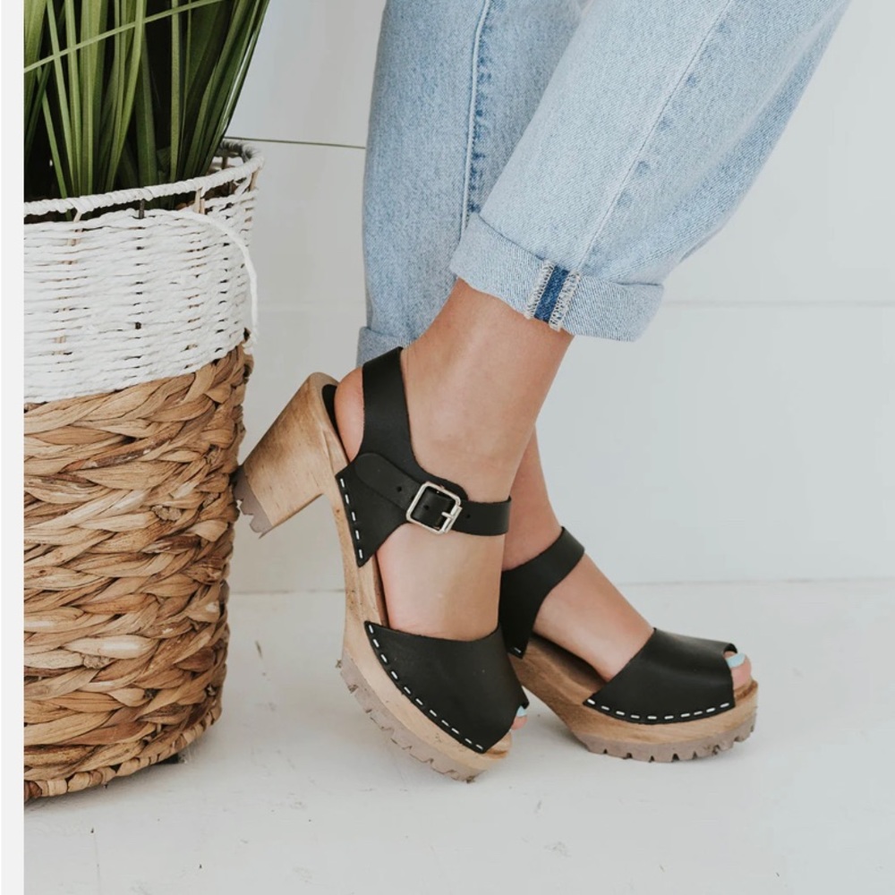 MIA Greta clogs
